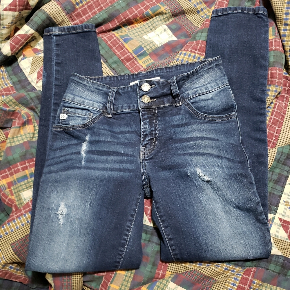 Kancan Jean's